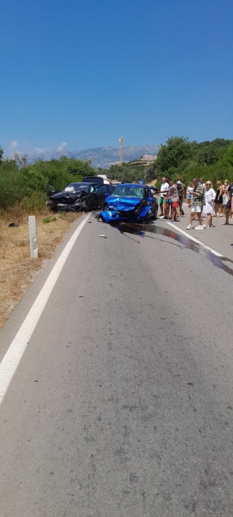 Sudar dva automobila u Blizikućama, jedna osoba povrijeđena