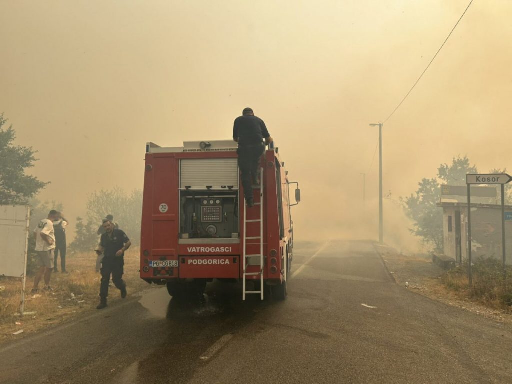 Povrijeđena dva vatrogasca: Jedan povrijedio oko, drugi zadobio opekotine na ruci!