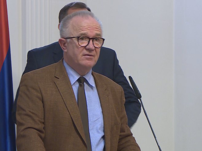 Čavić: Na referendumu reći „ne“ odlučivanju izvan ustavnih struktura
