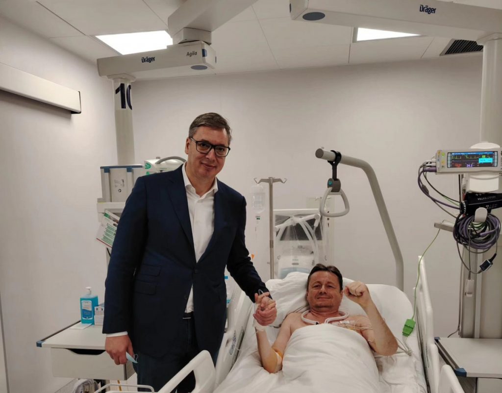 Vučić u posjeti ministru Glišiću: Darko nesalomivi