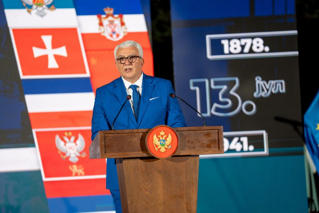 Autorski tekst Andrije Mandića povodom pete godišnjice 30. avgusta: Litije ozdravile dušu naše zemlje, tih dana smo svi disali i koračali zajedno!