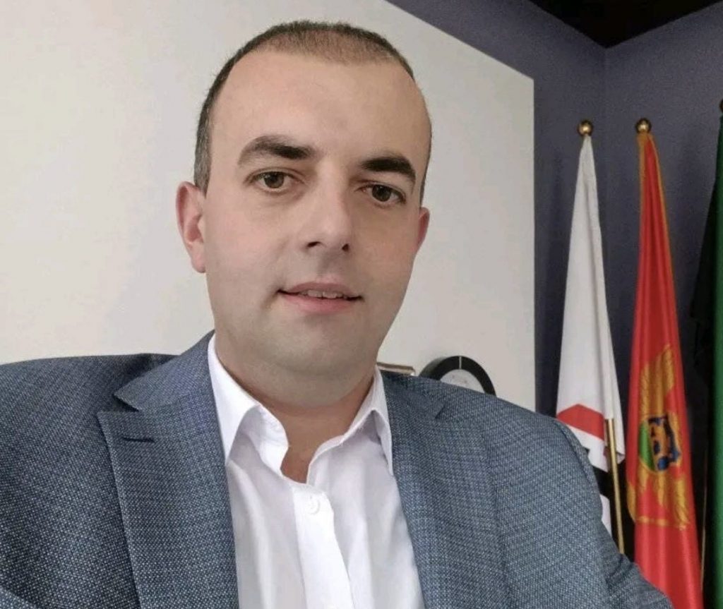 Ostojić: Podrška Šćekiću – za politiku odgovornosti i principijelnosti
