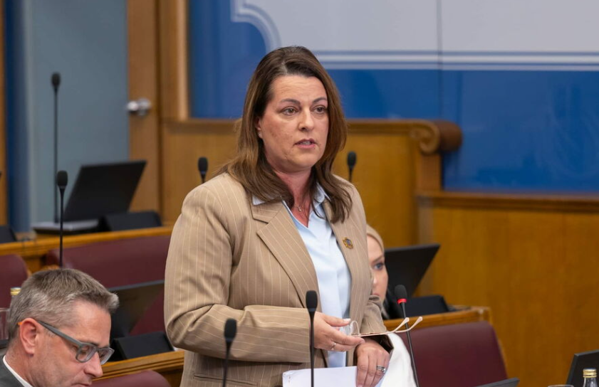 Vujović: Mizogini napadi na Kordić preplavili digitalni protstor, javna funkcija ne smije biti povod za dehumanizaciju
