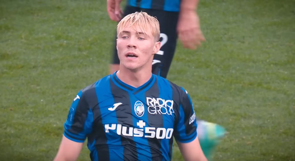 Vlahović više nije opcija, Milan se okreće Hojlundu