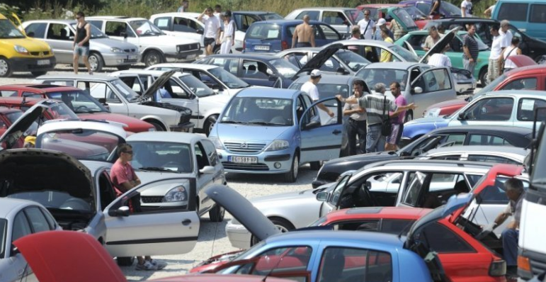 OVO SU TRI NAJBOLJA AUTOMOBILA DO 10.000 EVRA: „Nikada nisam vidio da se ovaj model pokvario, moj je iz 2015!“