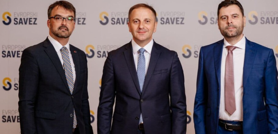 Lideri ES pisali Markoviću i Šćepanoviću, traže da oduzimanjem spomenika Đurišiću odbrane ustavno-pravni poredak