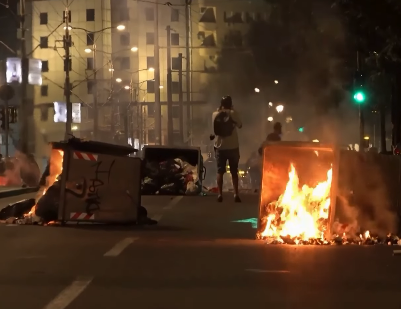Tužilaštvo potvrdilo: Saslušan Srećko I. iz Gornjeg Milanovca, na protestu gađao policiju kamenicama!