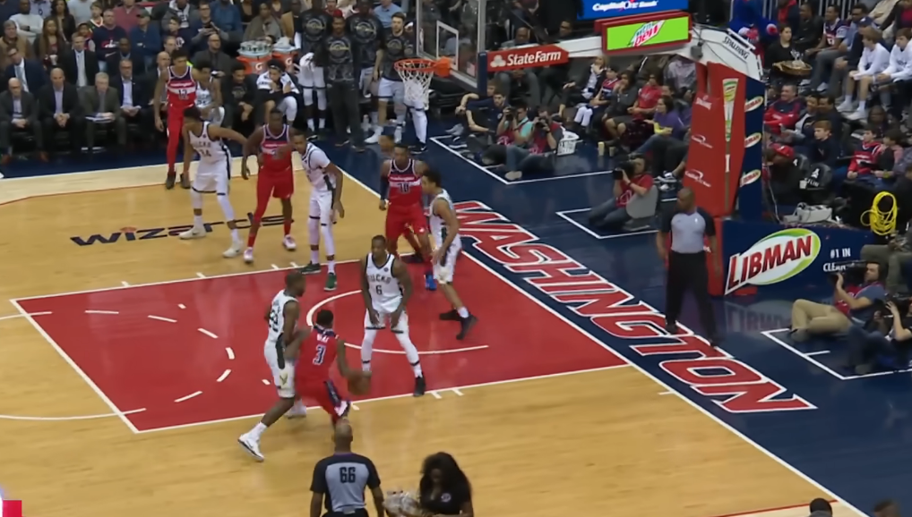 Grci dočekali Janisa – NBA as za 15 minuta zatrpao koš Letonaca