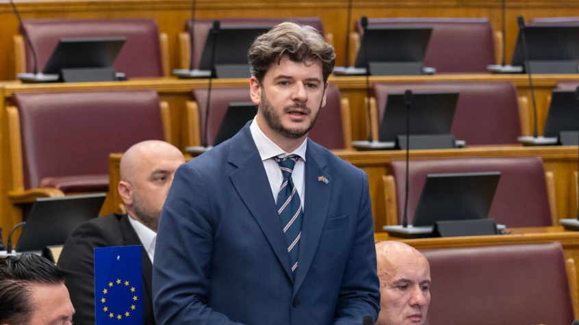 Čarapić: Velje brdo suprotno interesima građevinskih tajkuna, spremni da finansiraju ogromnu kontrakampanju protiv Vlade