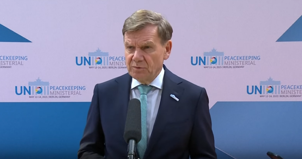 Screenshot 2025-08-26 at 08-07-35 (693) Wadephul Russland muss an Verhandlungen mit Ukraine erscheinen – YouTube