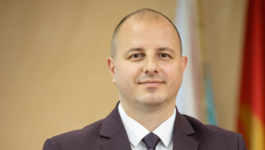 Milović: Dok Crna Gora gubi turiste i prihod, građani platili 20 miliona za povratno putovanje do Tirane