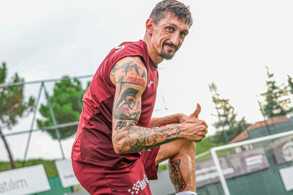 Trabzon četvrta snaga Turske, Savić će komandovati odbranom, pojačanja u veznom redu stižu iz La Lige i Premijer lige