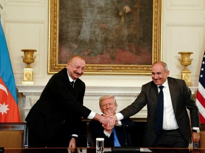 Lideri Azerbejdžana i Јermenije u Vašingonu potpisali zajedničku deklaraciju o miru