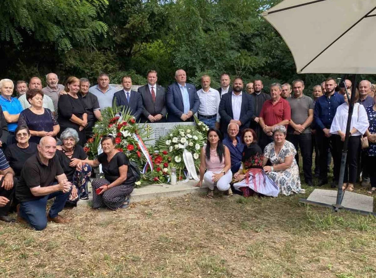 Održana komemoracija povodom 83 godine od stradanja djece u Noskovačkoj Dubravi