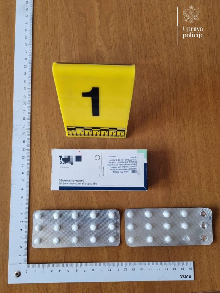 Prijave protiv četiri lica zbog posjedovanja opojnih droga; Među njima dva maloljetnika