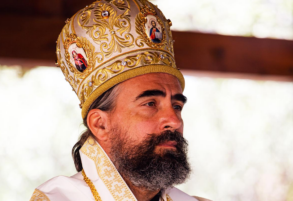 Mitropolit Metodije može biti zatvoren: Sud ponovo naredio – Mora da preda spomenik Pavla Đurišića