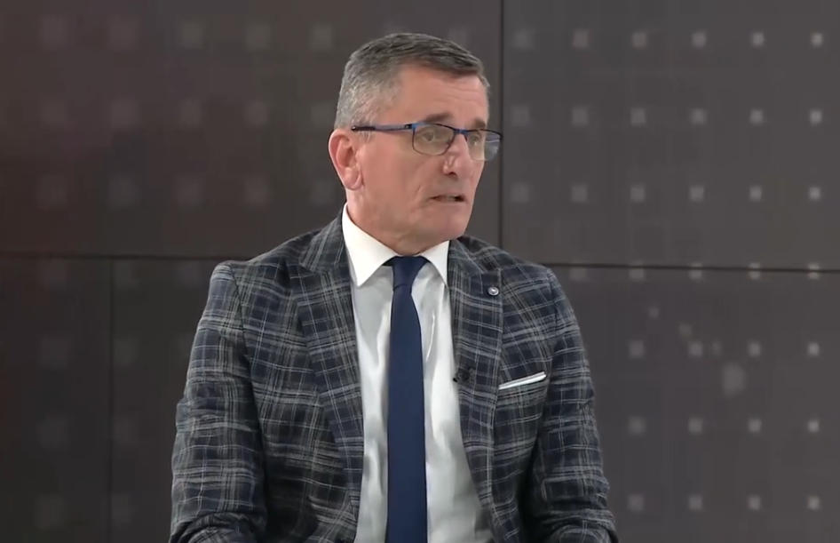 Radulović: Kad vidim o kakvim se profilima radi, zabrinuo bih se da me Demokrate hvale
