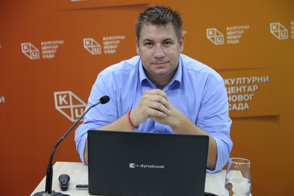 Растислав Стојсављевић