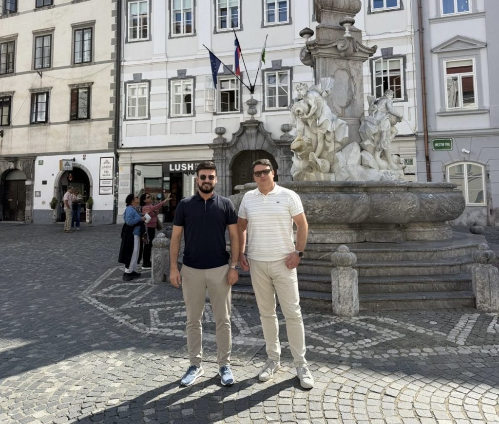 Odžić „ljut na osnivača Borbe“, ali odjednom bi da uvažava potomke i četnika i partizana: Da li to znači da će Evropski savez podići obilježje četnicima u Budvi?