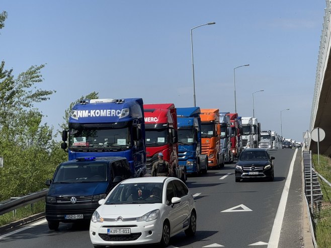 Širom BiH već drugi dan blokade saobraćajnica od strane prevoznika