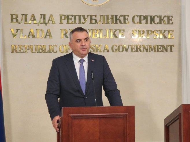 Minić: Politika SDP-a vuče BiH unazad