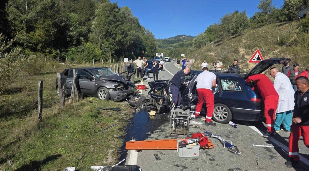 Dvije osobe teško povrijeđene u udesu na putu Slijepač most-Pljevlja