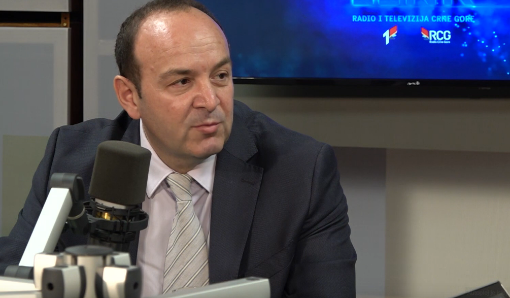 DPS kadar i dalje na vrhu – Nikola Fabris ostao viceguverner sa rekordnom platom od preko 7.000 evra mjesečno!