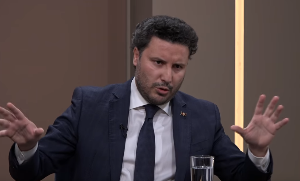 Haos u Sudu: Abazović i Ubović se umalo potukli, policija morala da reaguje, nastao opšti metež!