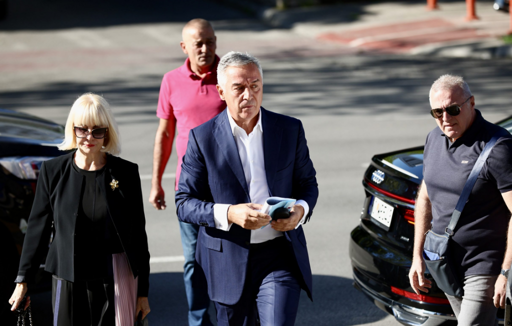 „Mila boli duša i osjeća se grozno jer ga ASK dira“: Kako li su se tek osjećali Duško Jovanović, Slavoljub Šćekić i ostali?