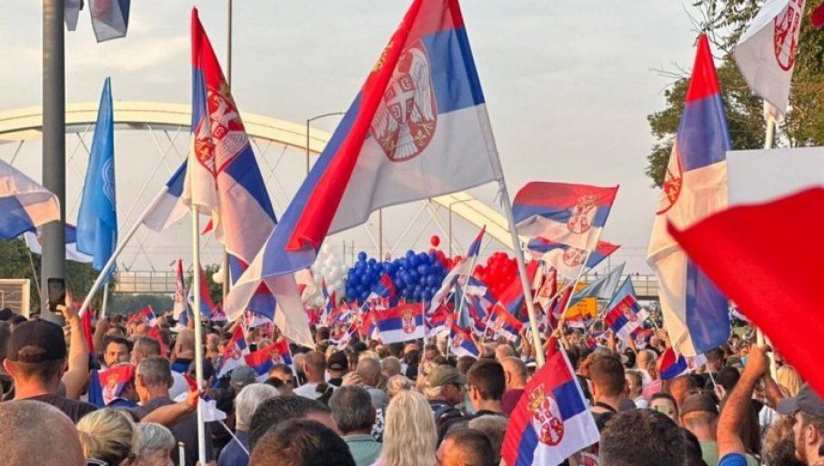 Mirna šetnja u više od 200 mjesta: Skupovi „Građani protiv blokada“ danas širom Srbije