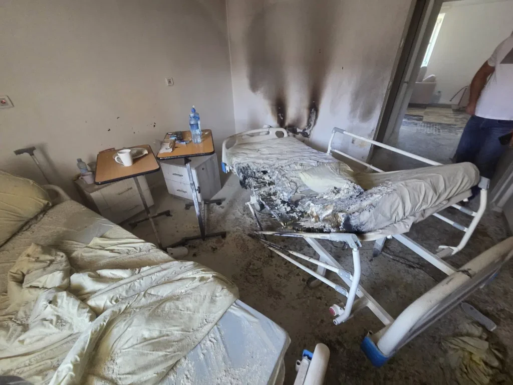Požar u staračkom domu u Nikšiću, jedna osoba lakše povrijeđena