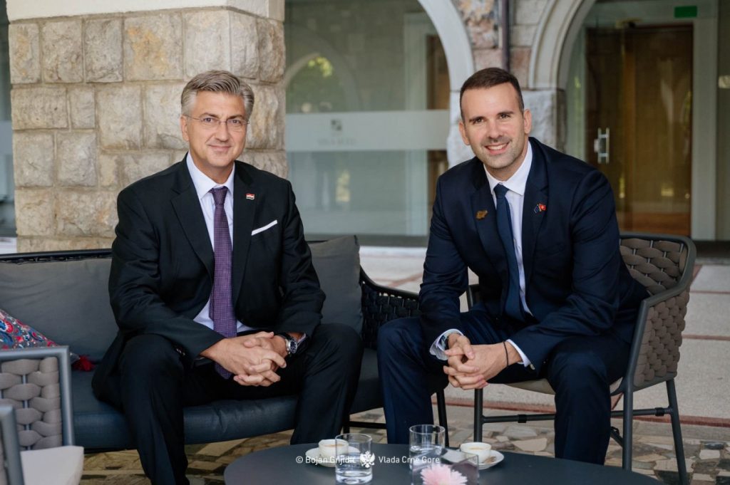 Kad politički osmijesi brišu krvave tragove: Spajić i Plenković bez riječi o Lori