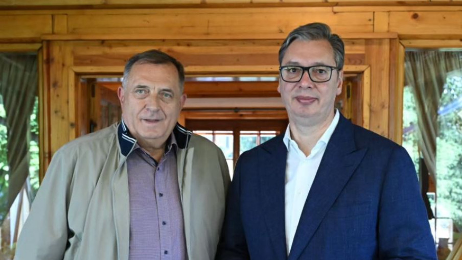 Vučić: Bratski susret sa Dodikom