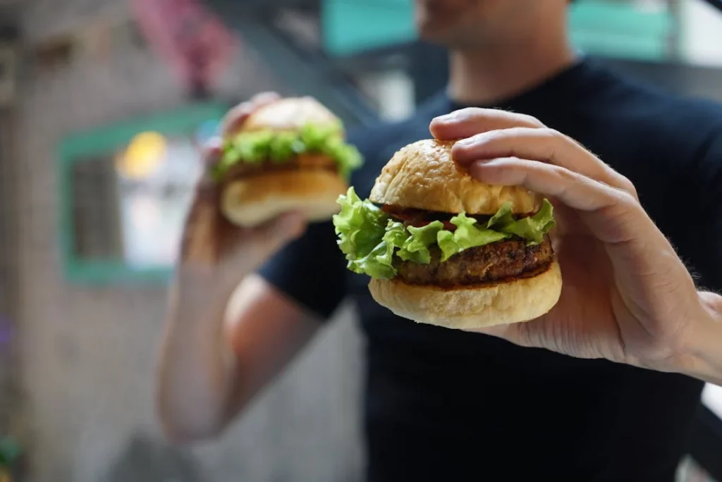 Zabranjene riječi „hamburger“ i „šnicle“ za veganske proizvode?! Proizvođači strepe od milionskih gubitaka