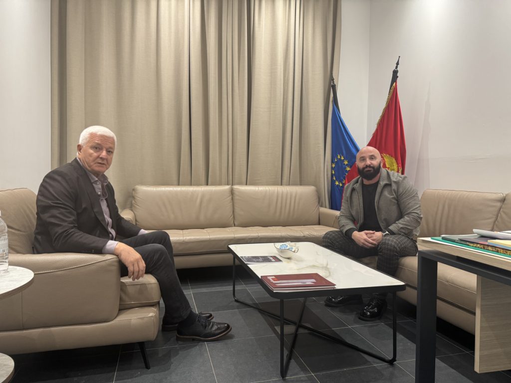 Zeković sa Markovićem: Prevladati kontraverzna pitanja iz prošlosti i izbjegavati iskušenja ideologija