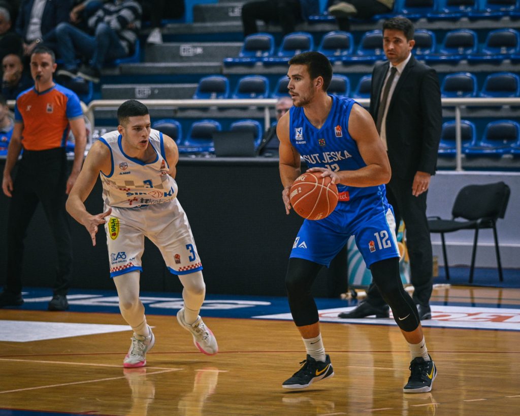 Košarkaši Sutjeske protiv MZT-a igraju prvi meč na domaćem terenu
