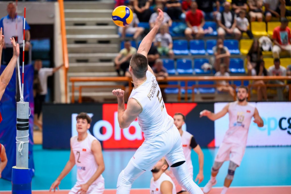Sjajan debi Peruničića u Kagitsporu