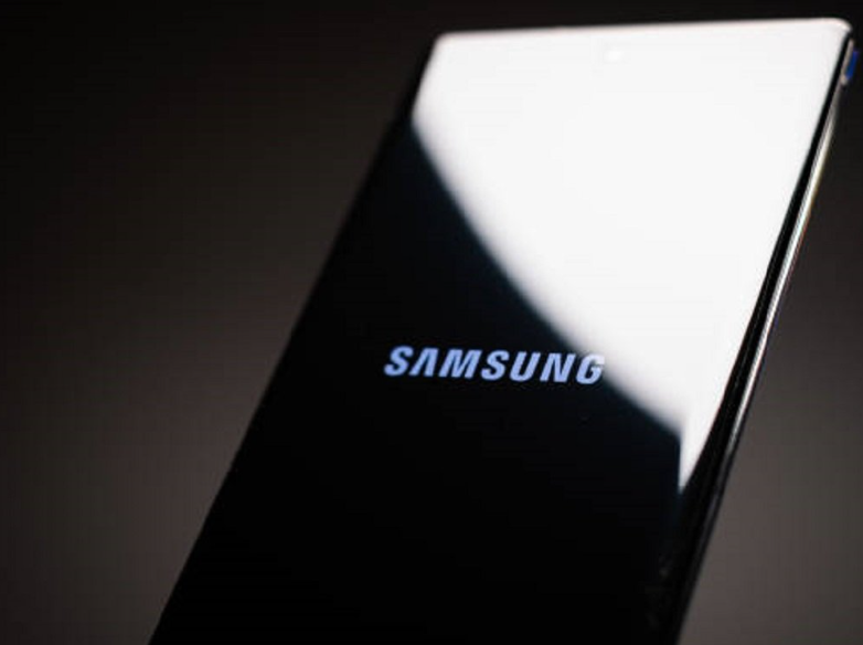 Vlasnik ste Apple ili Samsung telefona? Mogli biste dobiti dio odštete od 480 miliona funti