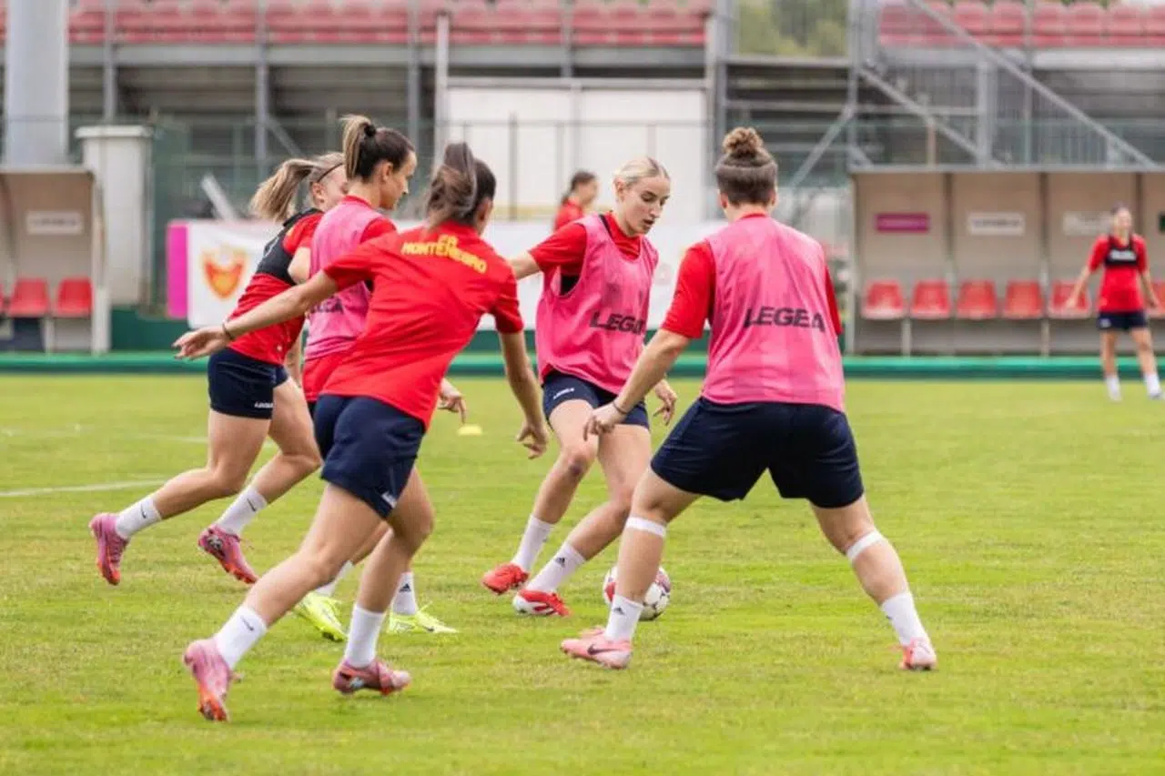 Trening-zenske-fudbalske-reprezentacije-FSCG.jpg