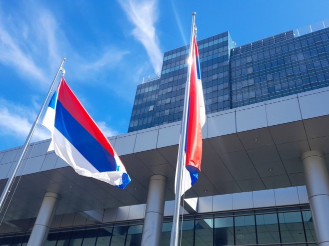 Vlada Republike Srpske: Okončati vladavinu Šmita i poništiti njegove dekrete