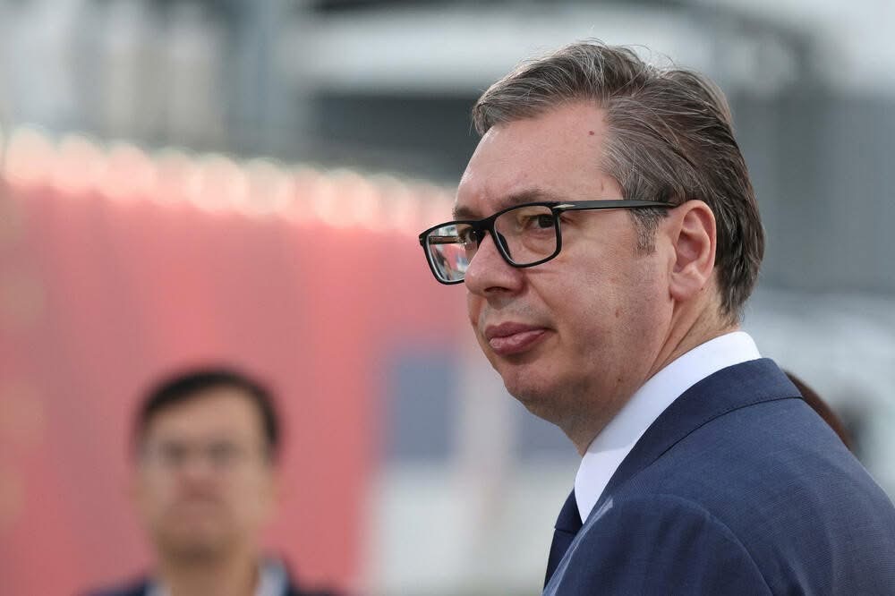 Vučić: Ne otimamo profit, tražimo najbolje rešenje za naš narod