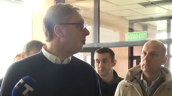 Vučić obilazi radove na porodilištu u Višegradskoj: Država ulaže 40 miliona eura, potpuno drugačiji odnos prema majkama i djeci