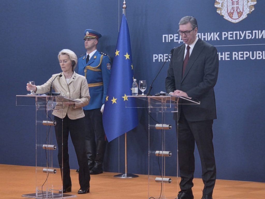 Obavezno pogledajte: Vučić rasturio laži Slobodne Evrope! (VIDEO)
