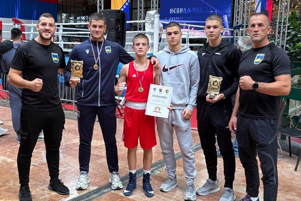 Nevidljivi heroji: Sedam pobjeda crnogorskih boksera u Novom Sadu
