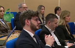 PES-u se gadi DNP, ali uživa sa Bošnjacima u DPS-ovom zagrljaju