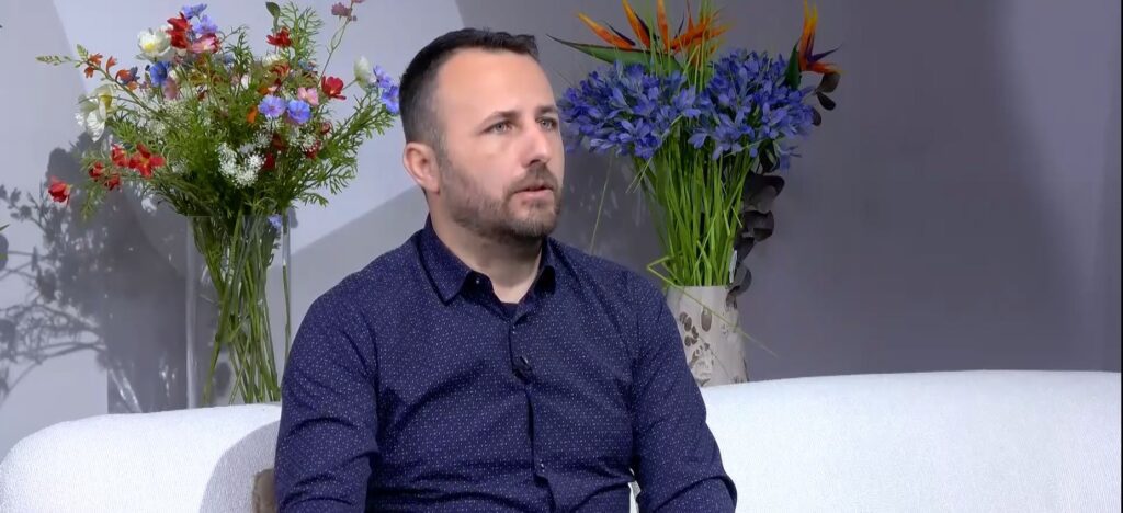 Lakić: Preko 90 odsto djece starije od 10 godina na društvenim mrežama