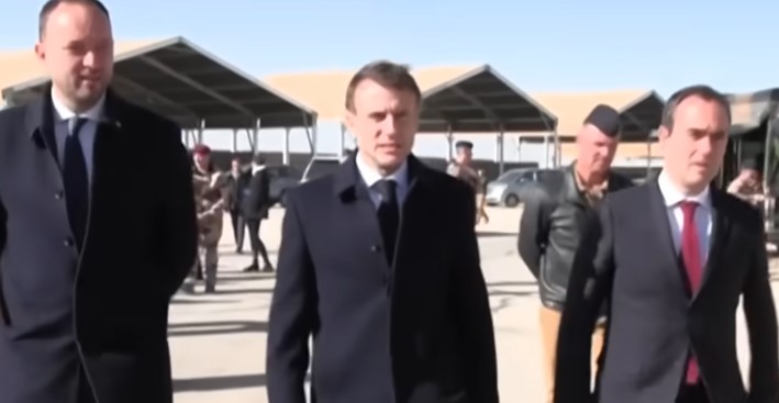 Makron: Na Evropljanima je da odluče šta će sa zamrznutom ruskom imovinom