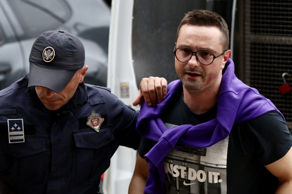Ovo je poruka koju je Miloš Medenica navodno poslao Komneniću
