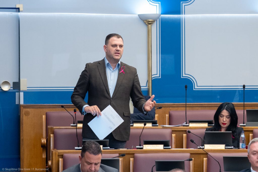 Anđušić: Vlast u Podgorici pala dva puta