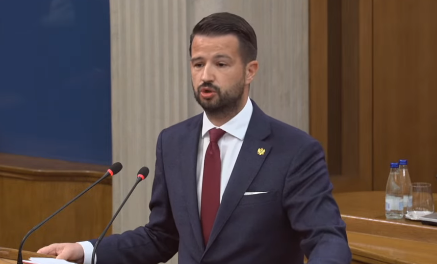 Milatović čestitao jevrejski praznik Hanuku